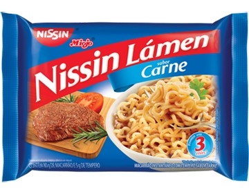 Macarrão instantâneo Nissin carne 85g.