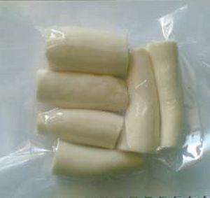 Mandioca sem casca a vácuo 1kg.