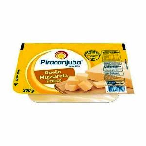 Queijo mussarela pedaço Piracanjuba 200g